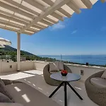 Prestige Villa *