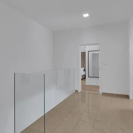 Prestige Villa Baška Voda
