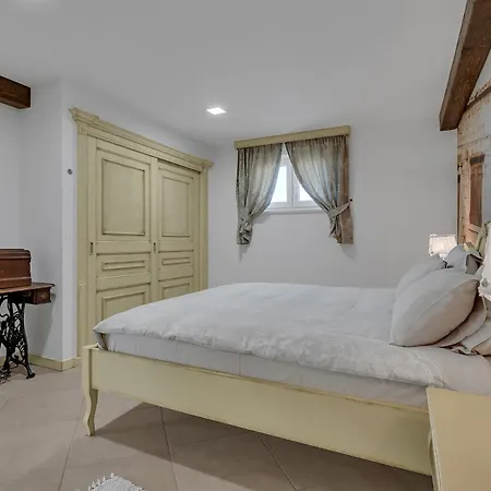 Villa Prestige * Baška Voda