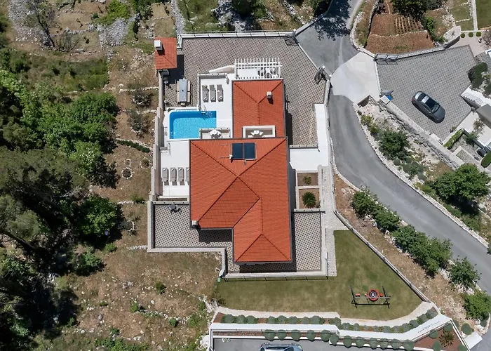 Prestige Villa Baška Voda